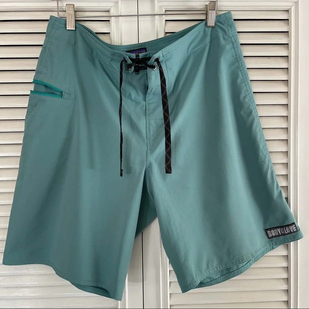 Patagonia Wavefarer Board Shorts - Men's size 33